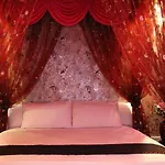 Love Inn Boutique Hotel